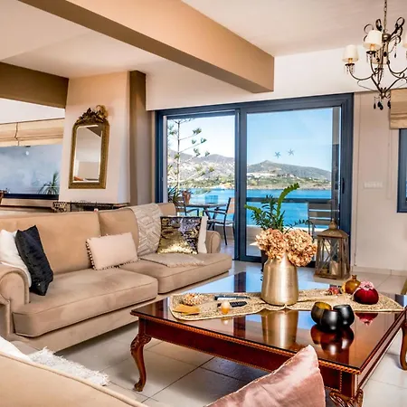 Paradise Deluxe On The Sea